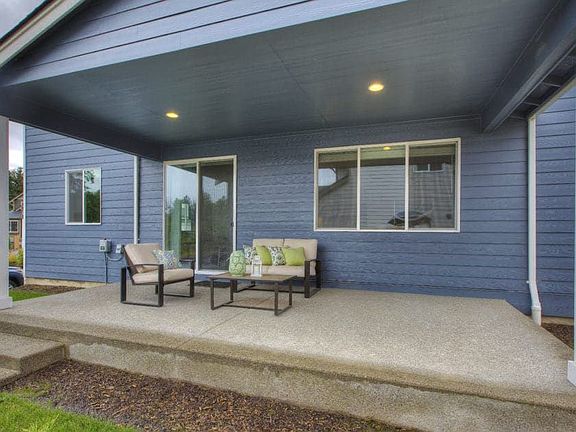 3rd image of 143 191st Street Ct E