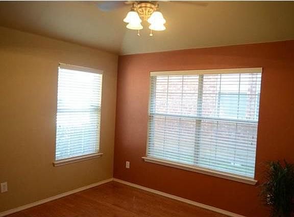 3rd image of 3309 Versante Dr