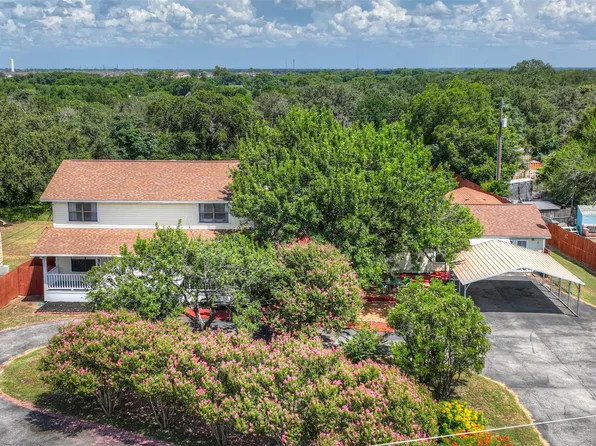 580 E Zipp Rd, New Braunfels, TX 78130