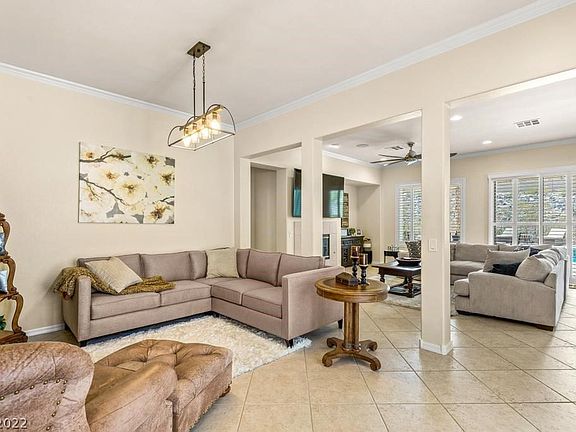 5th image of 15 Levan Hills Trl