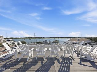 509 Front St #A, Beaufort, NC 28516
