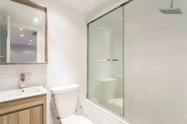 Rented by Vector New York, LLC | media 9