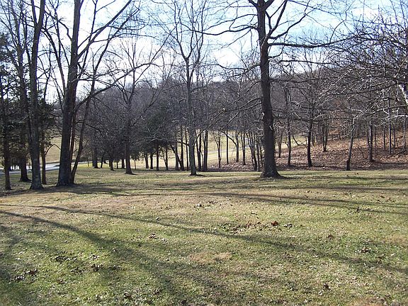 2nd image of 200 Sharon Ln