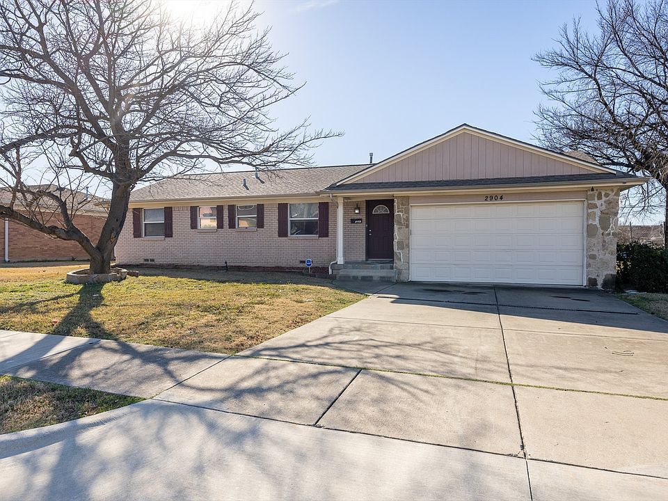 1st image of 2904 Mark Twain Dr