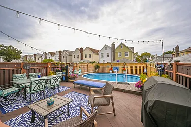 2014 East 67th Street