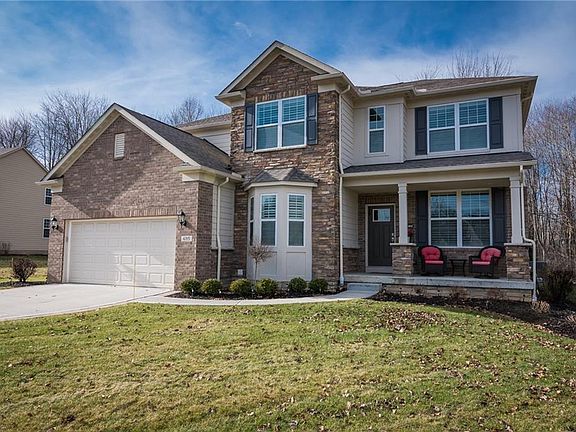 2nd image of 695 Shinnecock Ln