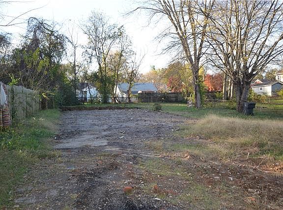 2nd image of 1514 Corder Dr