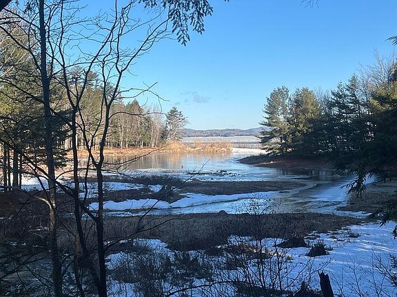 3rd image of 40 Benjamin Way