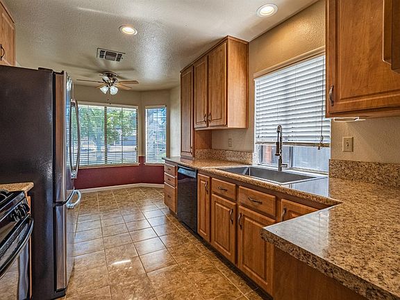 4th image of 8166 Auberry Dr