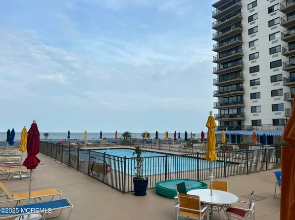45 Ocean Avenue #8D, Monmouth Beach, NJ 07750