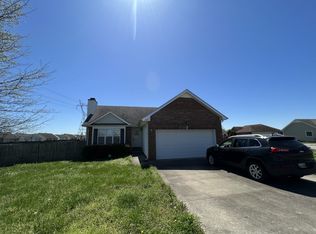 834 Samantha Ln, Clarksville, TN 37040