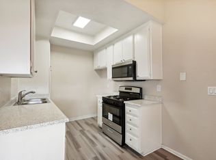 Rollingwood, West Covina, CA 91792