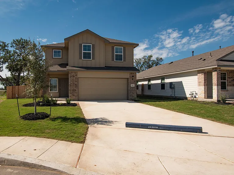4811 Vogesite Path — Photo 1