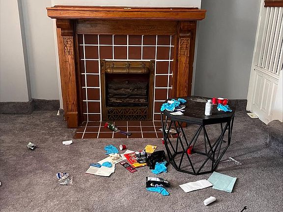 4th image of 2921 W Oxford St #307