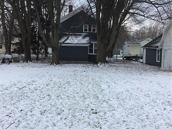 4th image of 254 W Lake St