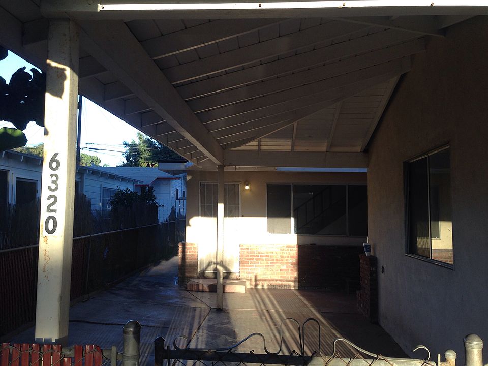 Front yard / patio