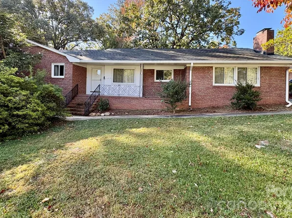 2565 Pinewood Rd, Gastonia, NC 28054