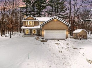 8401 N 39th St, Augusta, MI 49012