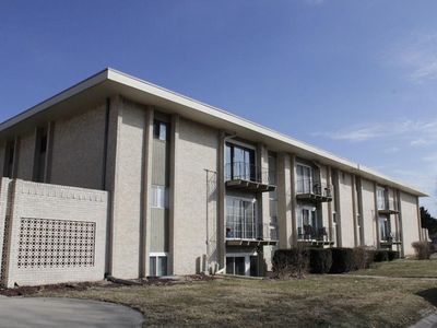 2811 Pembroke Ln #A11, Saint Joseph, MO, 64506