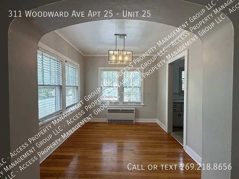 311 Woodward Ave #25 — Photo 9
