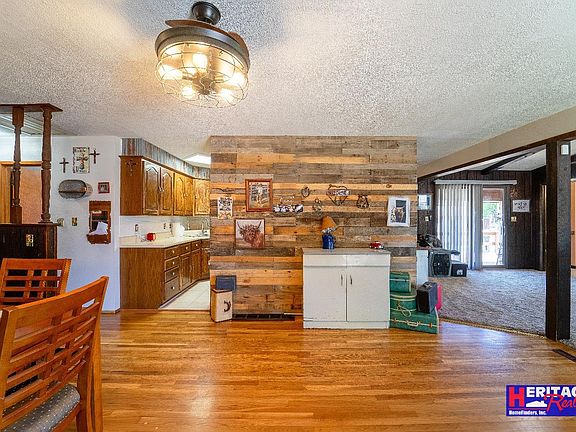 2nd image of 306 2nd St