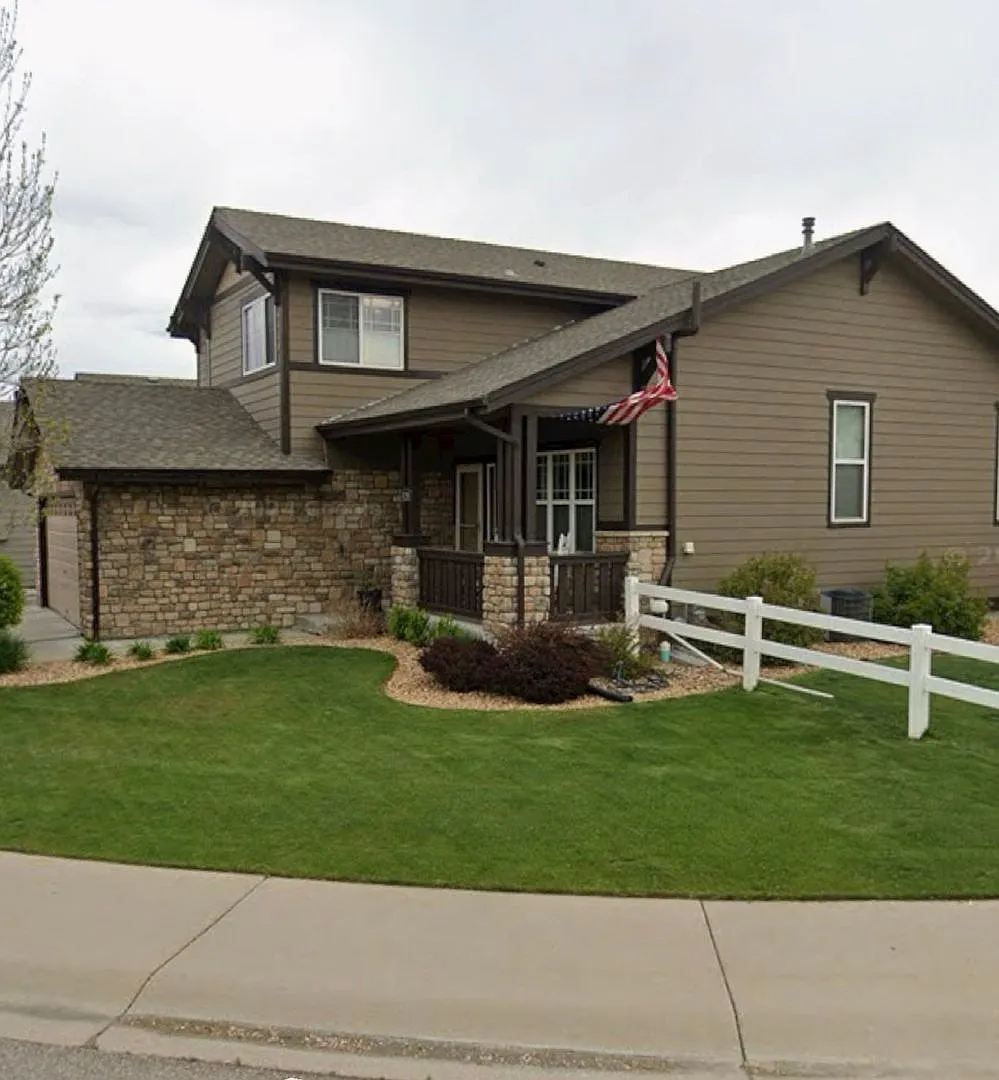 Spacious 4BR House in Loveland — Photo 3