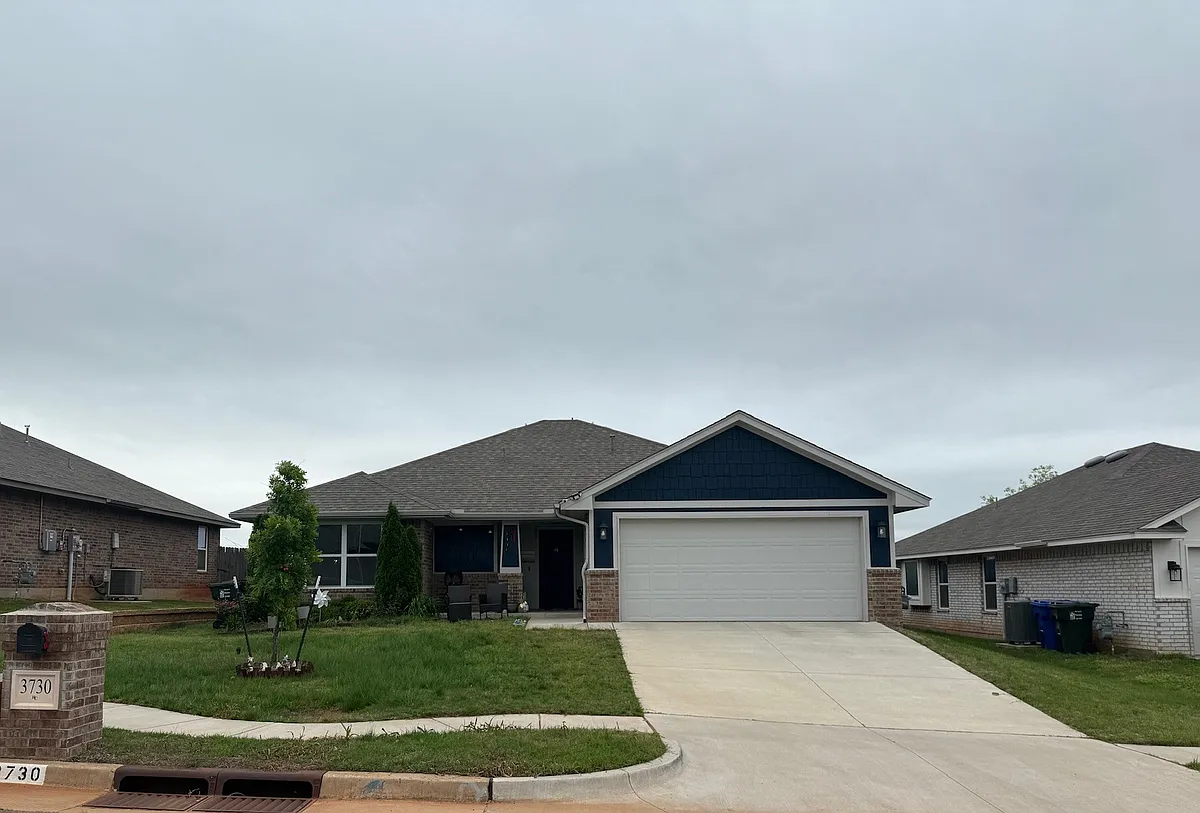 Front - 3730 Abingdon Dr