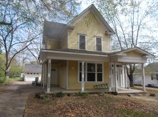 409 N 3rd St, Paris, AR 72855