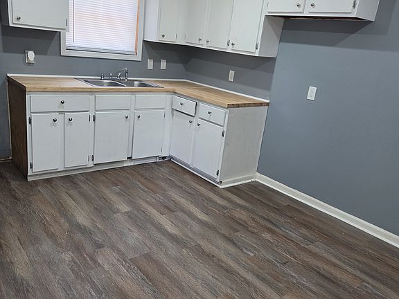 3rd image of 254 Sigma St