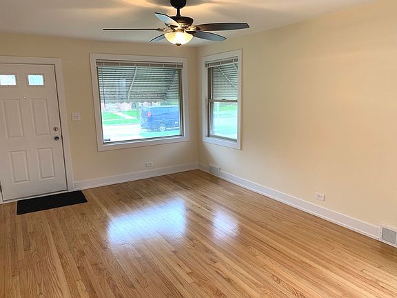 4th image of 227 Linden Ave