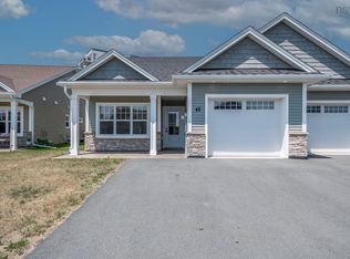 42 Elizabeth Ave, West Hants, NS B0N2T0