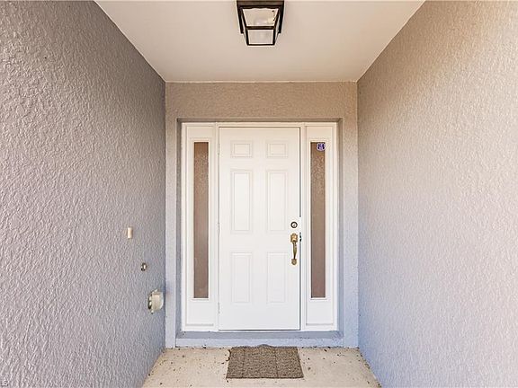 4th image of 2512 43rd St SW #11