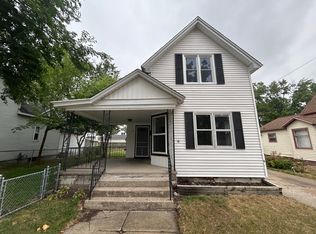 91 E 17th St, Holland, MI 49423
