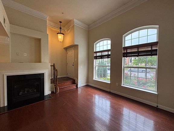 3rd image of 6271 Woodruff Springs Way