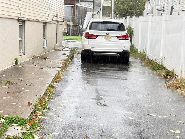 1809 43rd Street image 25 of 27