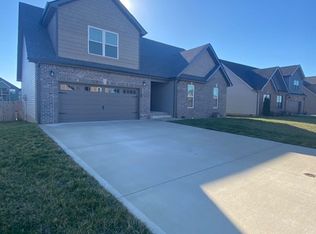 3860 Maliki Dr, Clarksville, TN 37042