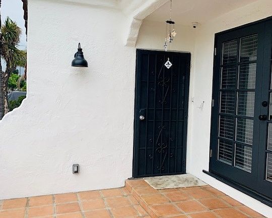 2nd image of 4172 Sutro Ave