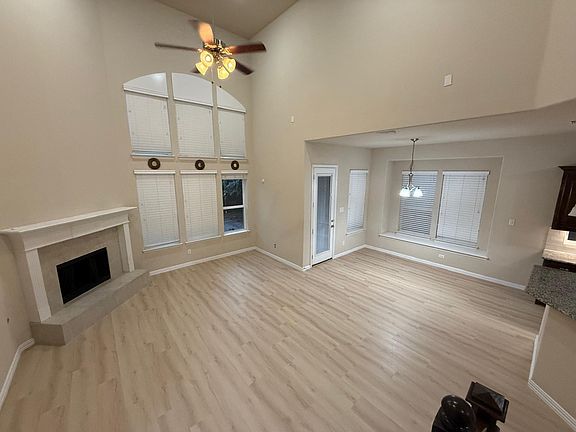 4th image of 6112 Eldridge Ln