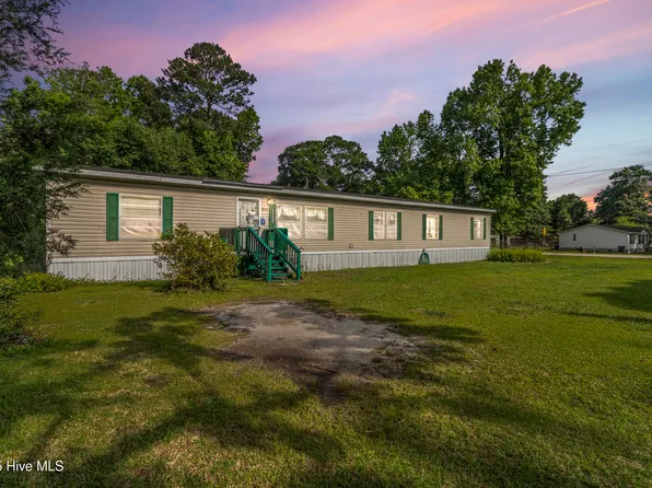 3715 Old Maco Road NE, Leland, NC 28451