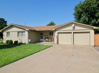 2203 N Ohio St, Augusta, KS 67010