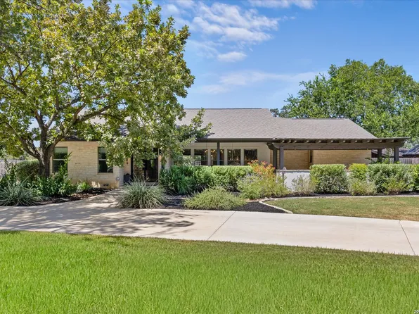 429 Lakeview Blvd., New Braunfels, TX 78130