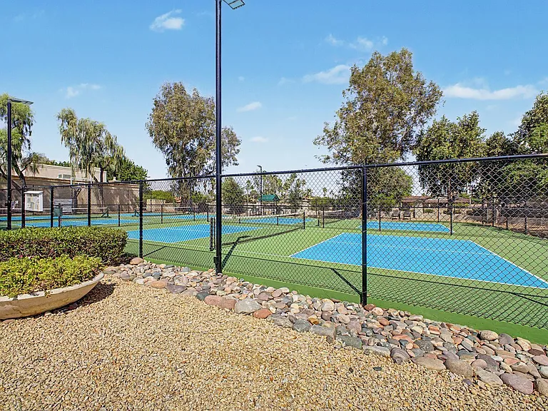 8407 E Del Camino Dr — Photo 31
