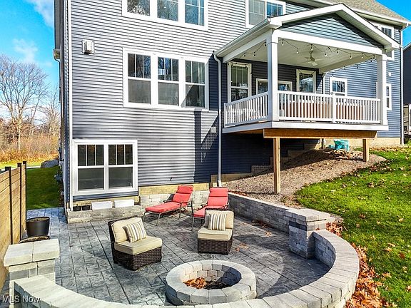 5th image of 815 Joseph Dr