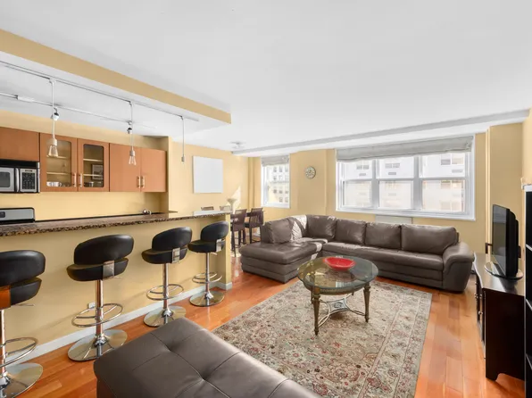 63 East 9th Street image 1 of 8