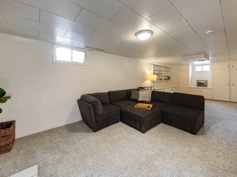 707 S Michael St — Photo 11