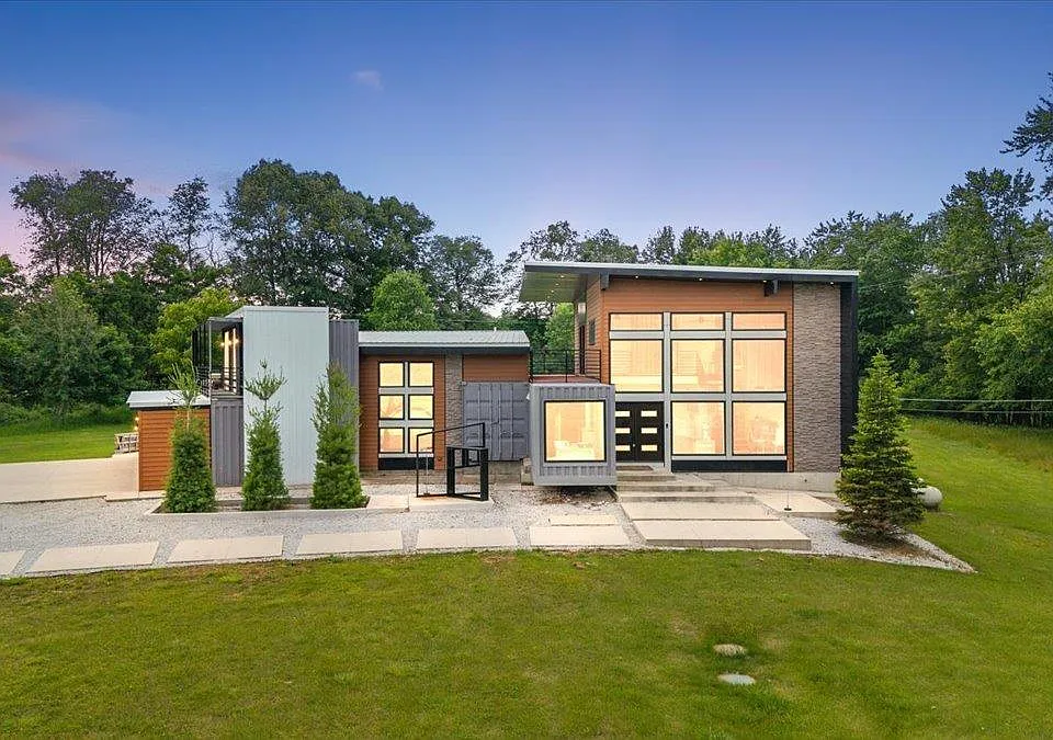 850 Frick Rd