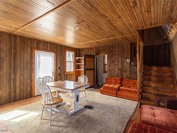 3rd image of 22681 Lexington Rd