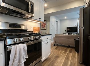 139 W 9th St #2, Boston, MA 02127