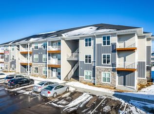 1619 Doman Dr #208, New Richmond, WI 54017