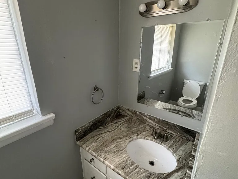 4 Alameda Dr — Photo 12